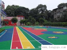 遂宁幼儿园塑胶操场地面彩色地坪EPDM彩色橡胶颗粒地面南充塑胶网球场