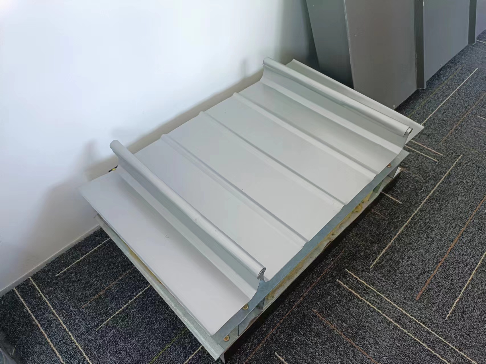 珠海铝镁锰屋面板金属屋面瓦金属屋面系统